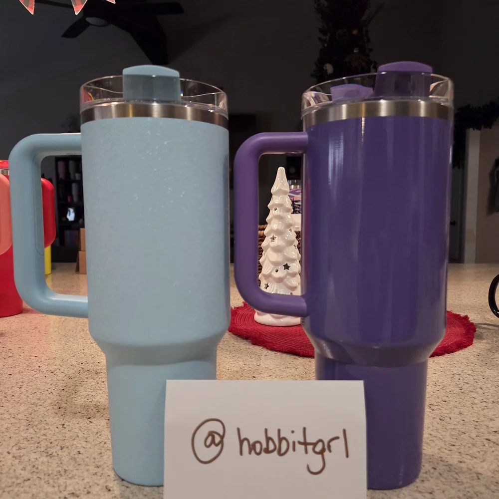 Stanley Powder Blue Crush & Dahlia Shimmer Bundle! 40oz. Like New! - Picture 2 of 3